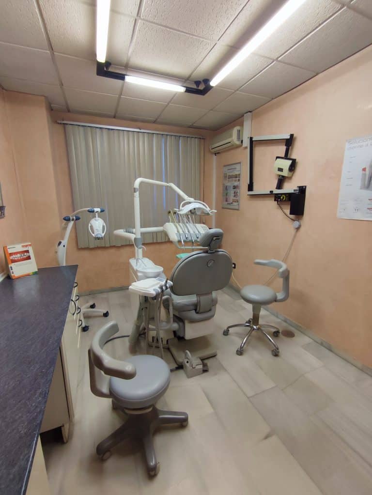Traspaso clínica dental Sevilla