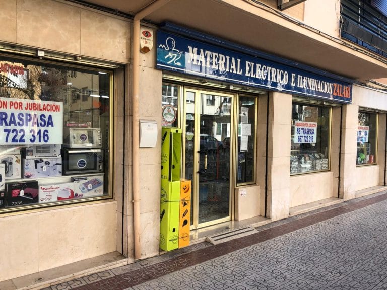 Traspaso tienda de material eléctrico