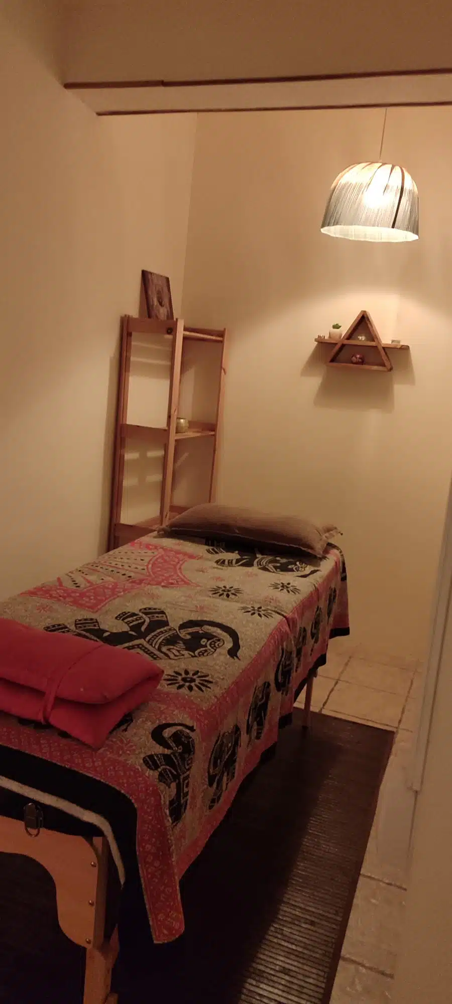 Traspaso de centro de yoga y terapias en funcionamiento 175m2