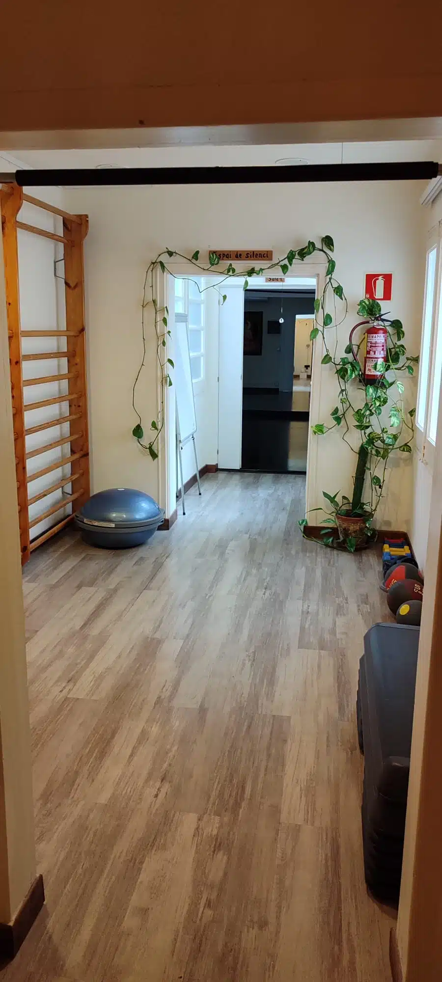 Traspaso de centro de yoga y terapias en funcionamiento 175m2