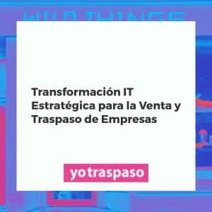 Gráfico digital sobre edificio moderno, simbolizando optimización IT para venta y traspaso de empresas