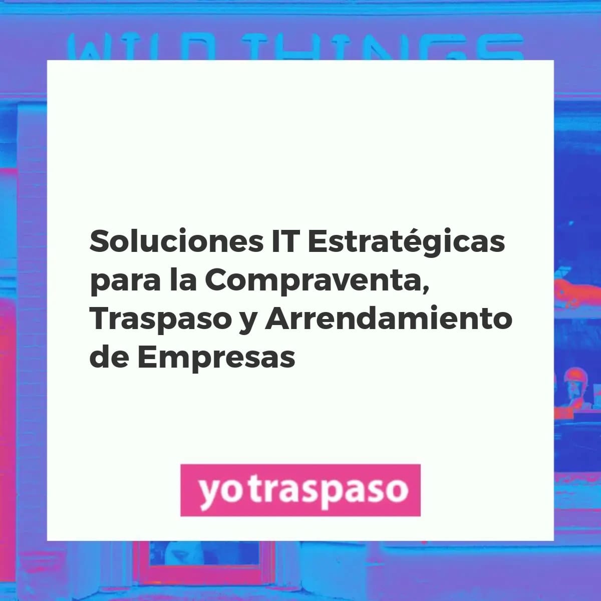 Profesionales haciendo un trato digitalmente, con datos empresariales y tecnología IT
