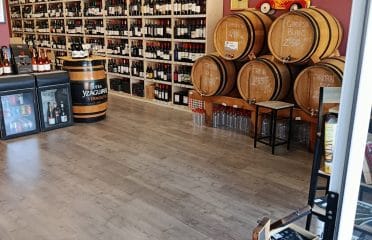Se traspasa Tienda de Vinos Gourmet en pleno funcionamiento (Sant Just Desvern)