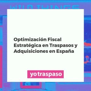 Ilustración abstracta de optimización fiscal para traspasos y adquisiciones en España, con gráficos y documentos legales.